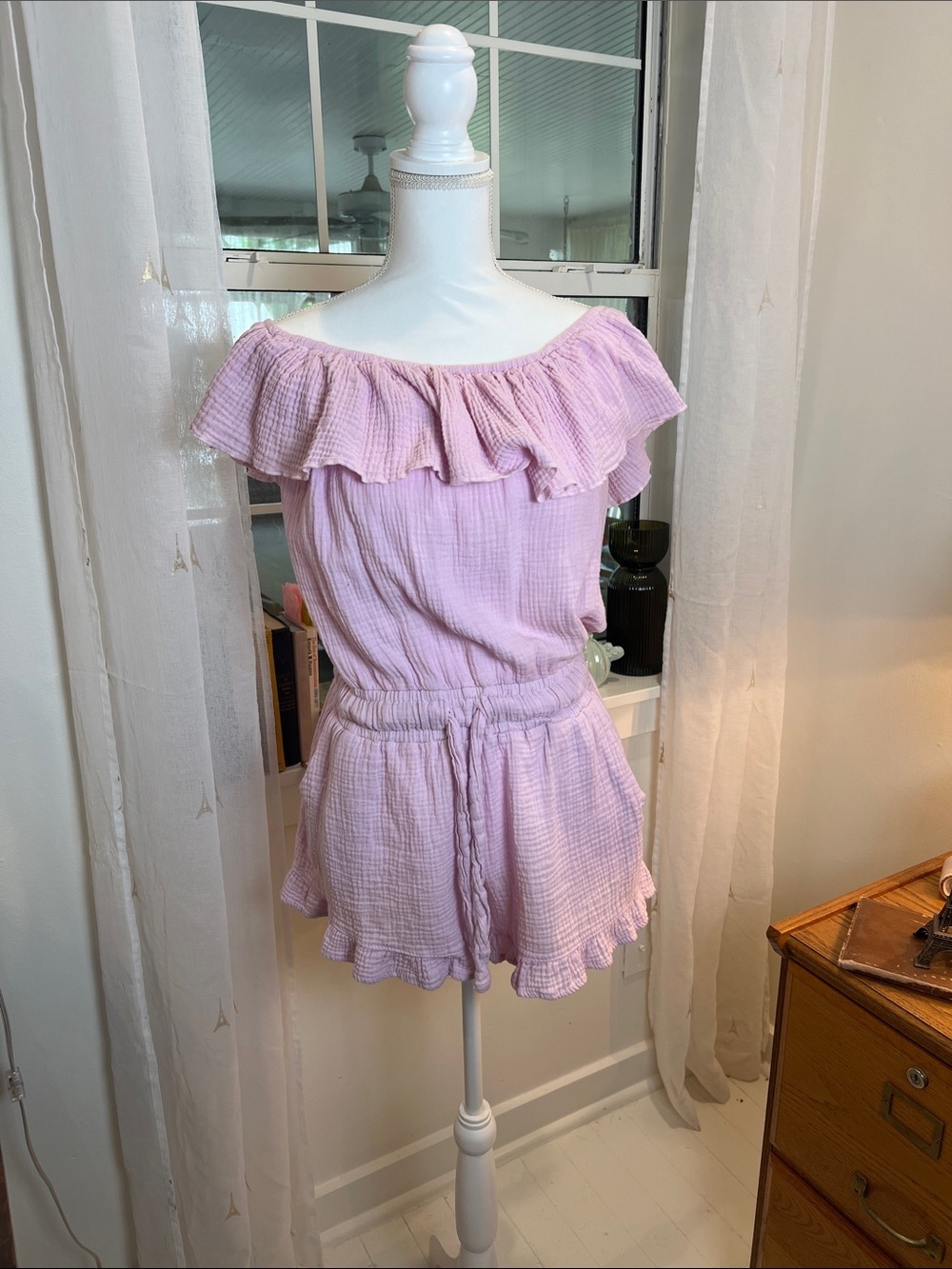 Ocean Drive Lilac Off-Shoulder Ruffle top romper size large.